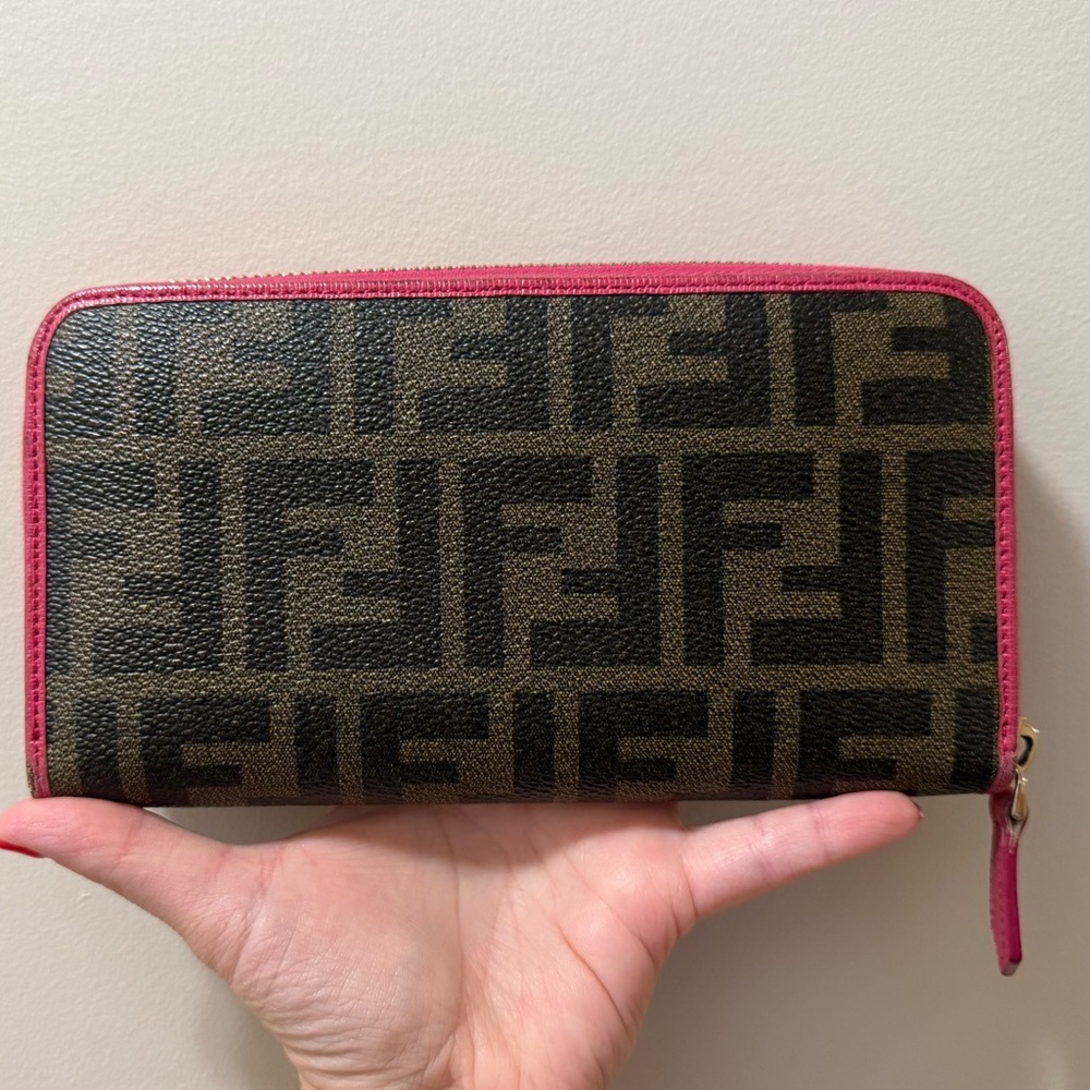 Fendi Brown and Pink Zucca Zippy Wallet - Picture 2 of 12
